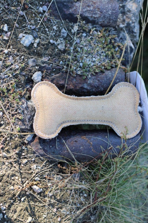 CHICO Kość 16,5 cm – zabawka jutowa dla psa