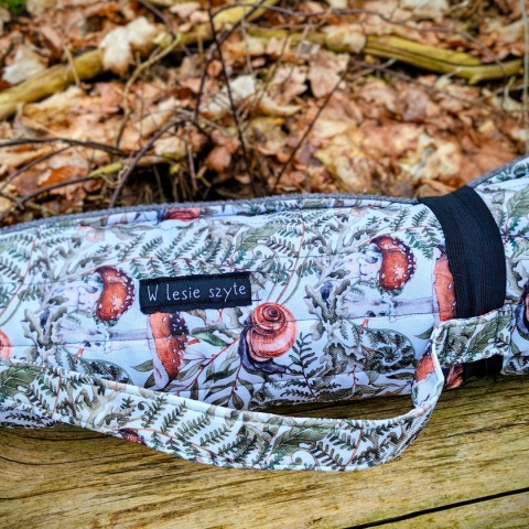 Składana mata podróżna dla psa Winniczek 60×50 cm